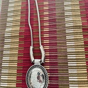 Elegant Silver Pendant Necklace